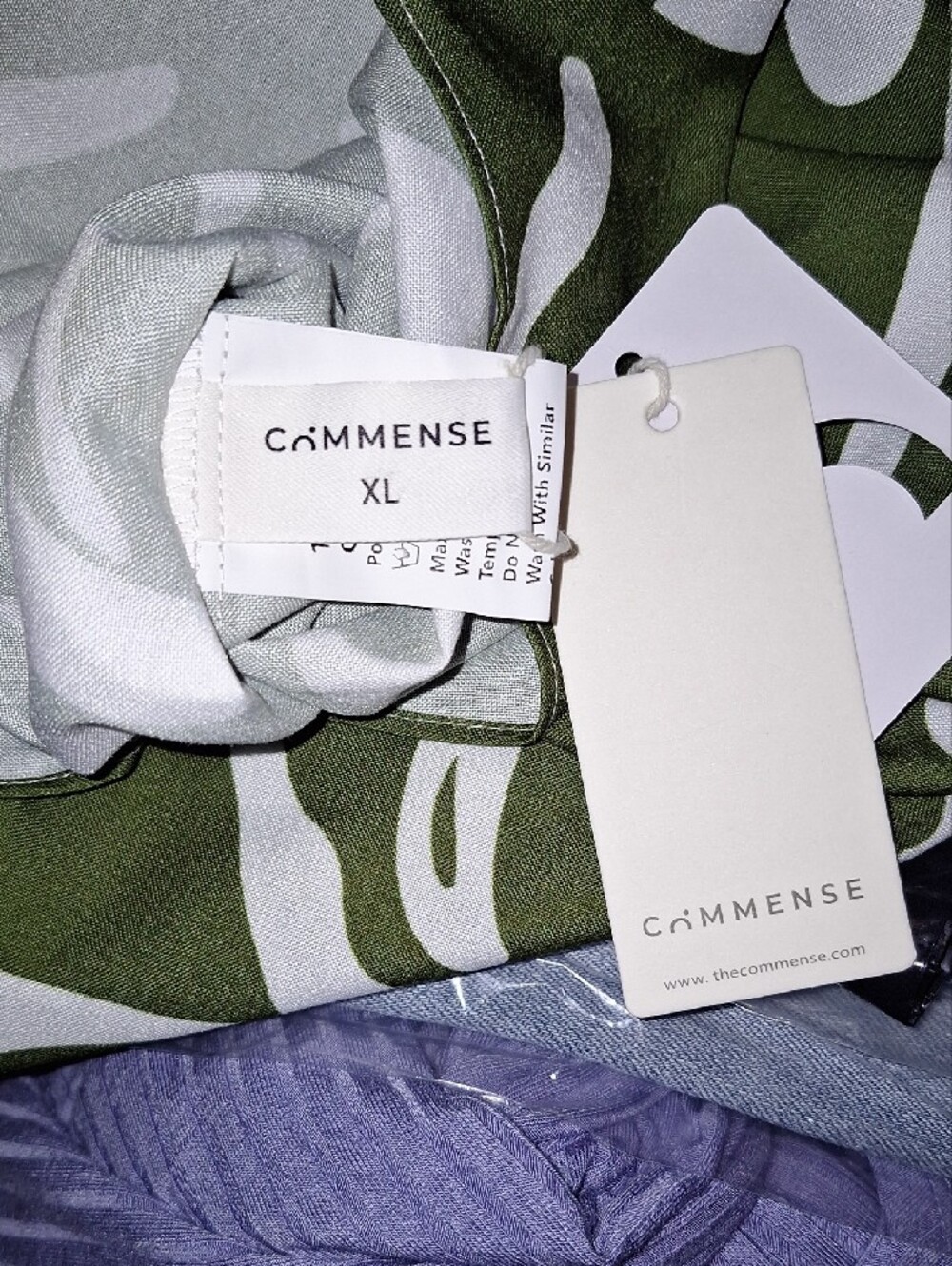 Commense Green & White Abstract Cutout Halter Mini Dress - Picture 4 of 5